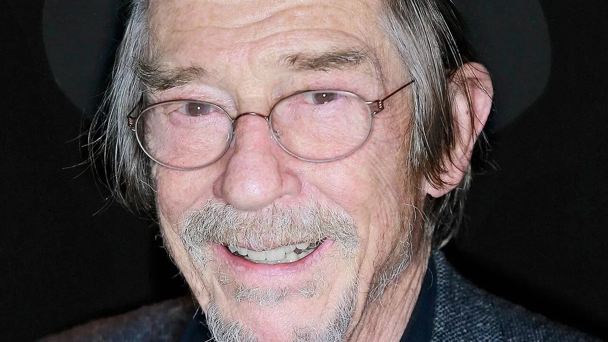 Is john hurt in the salvation army advert