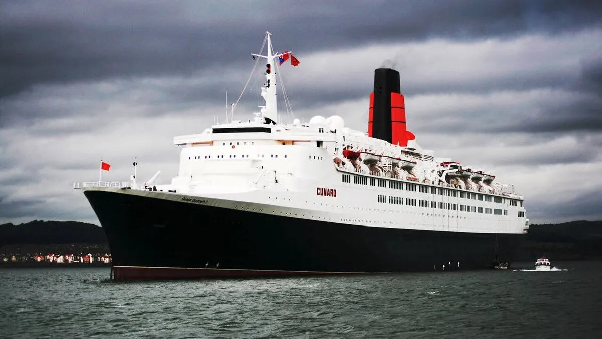 Who narrates the cunard advert