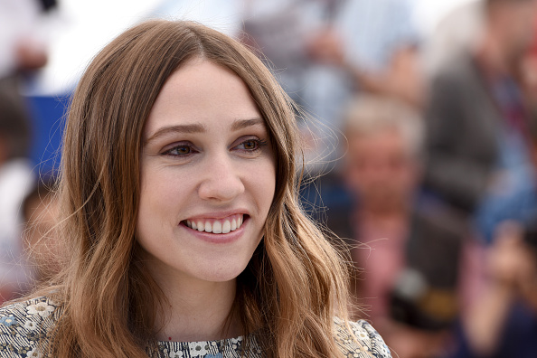 How much is Sarah Sutherland truly worth? Unveiling her net worth to feed your curiosity!.