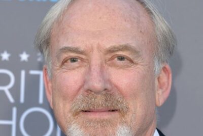 How much is James Keach's net worth? Uncover the astounding figure here.