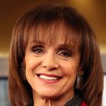 How much is Valerie Harper's net worth? Discover the impressive figures!.
